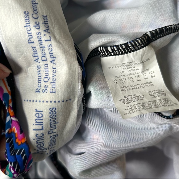 Swim Solutions Women's Tummy-Control Shirred One-Piece Swimsuit (Navy Multi, 14) - Picture 6 of 6